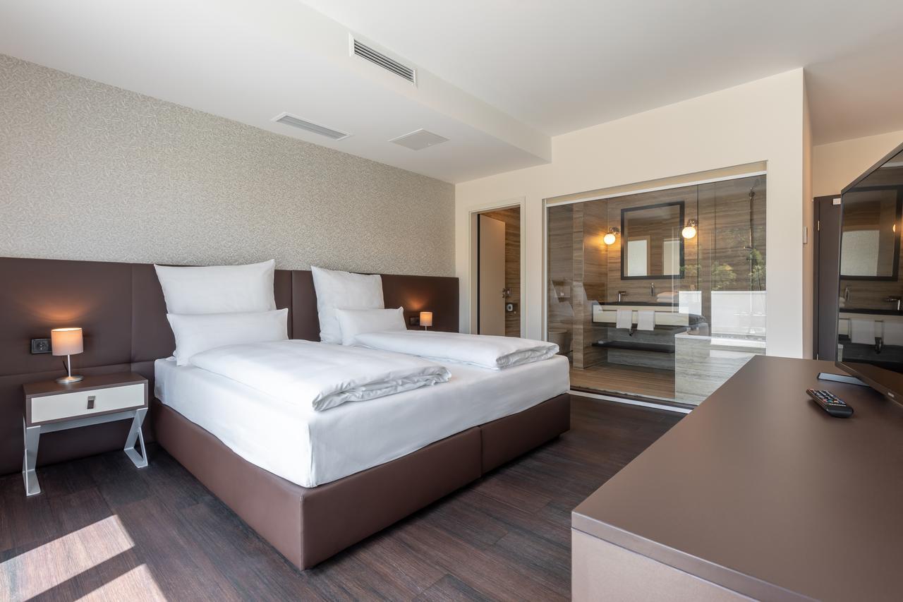 Hotel Trip Conference &